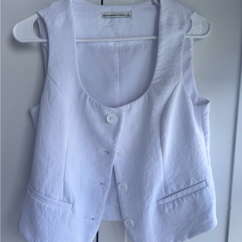 Abercrombie & Fitch White Button Down Shirt